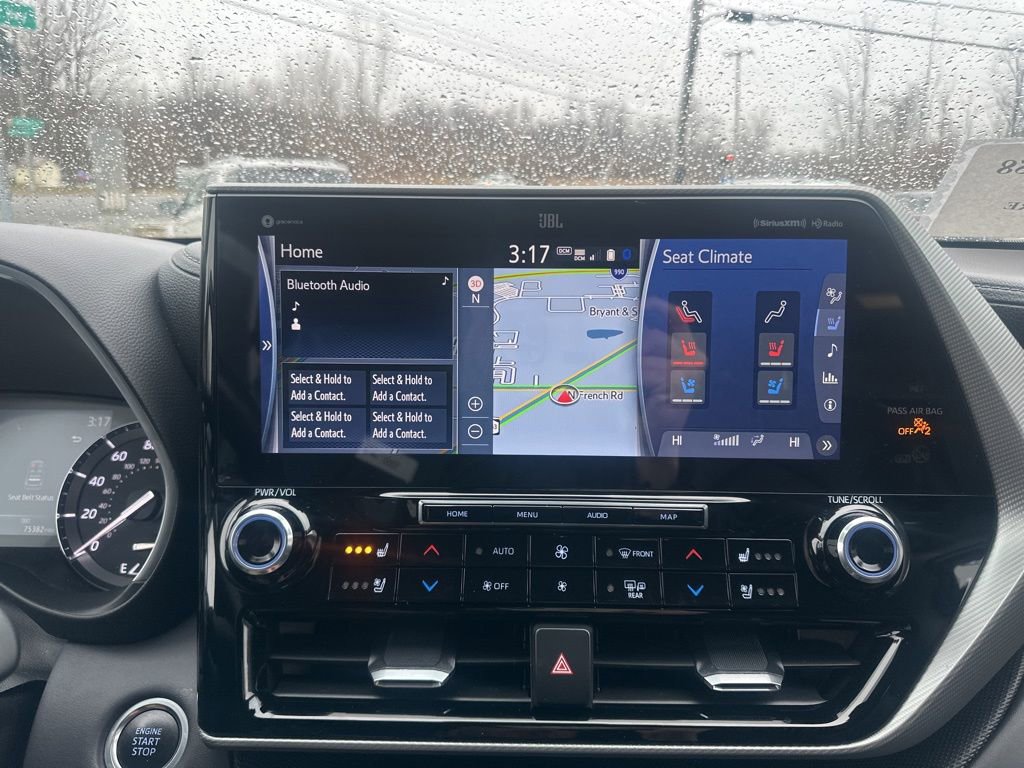 Used 2021 Toyota Highlander Platinum image 21