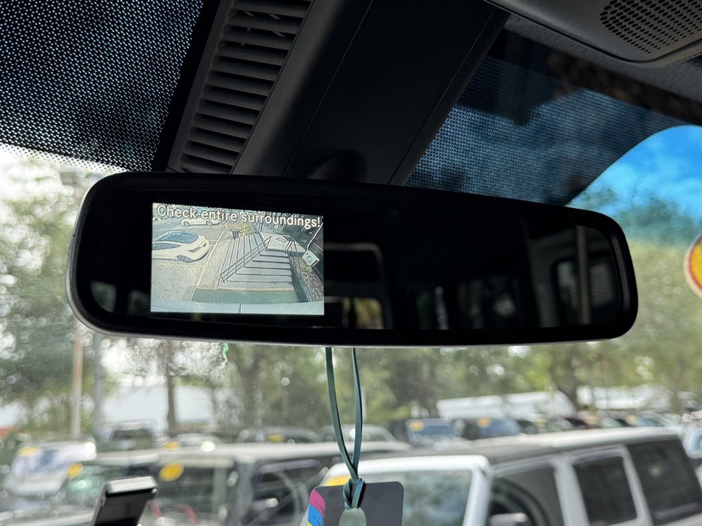 Used 2021 Mercedes-Benz Sprinter 2500 image 33