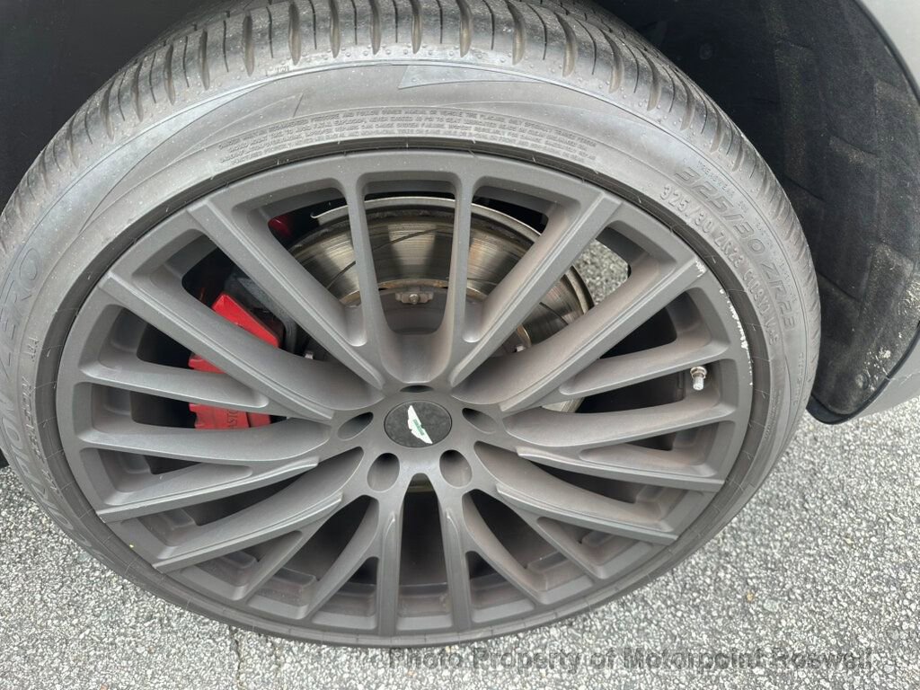 Used 2023 Aston Martin DBX image 37