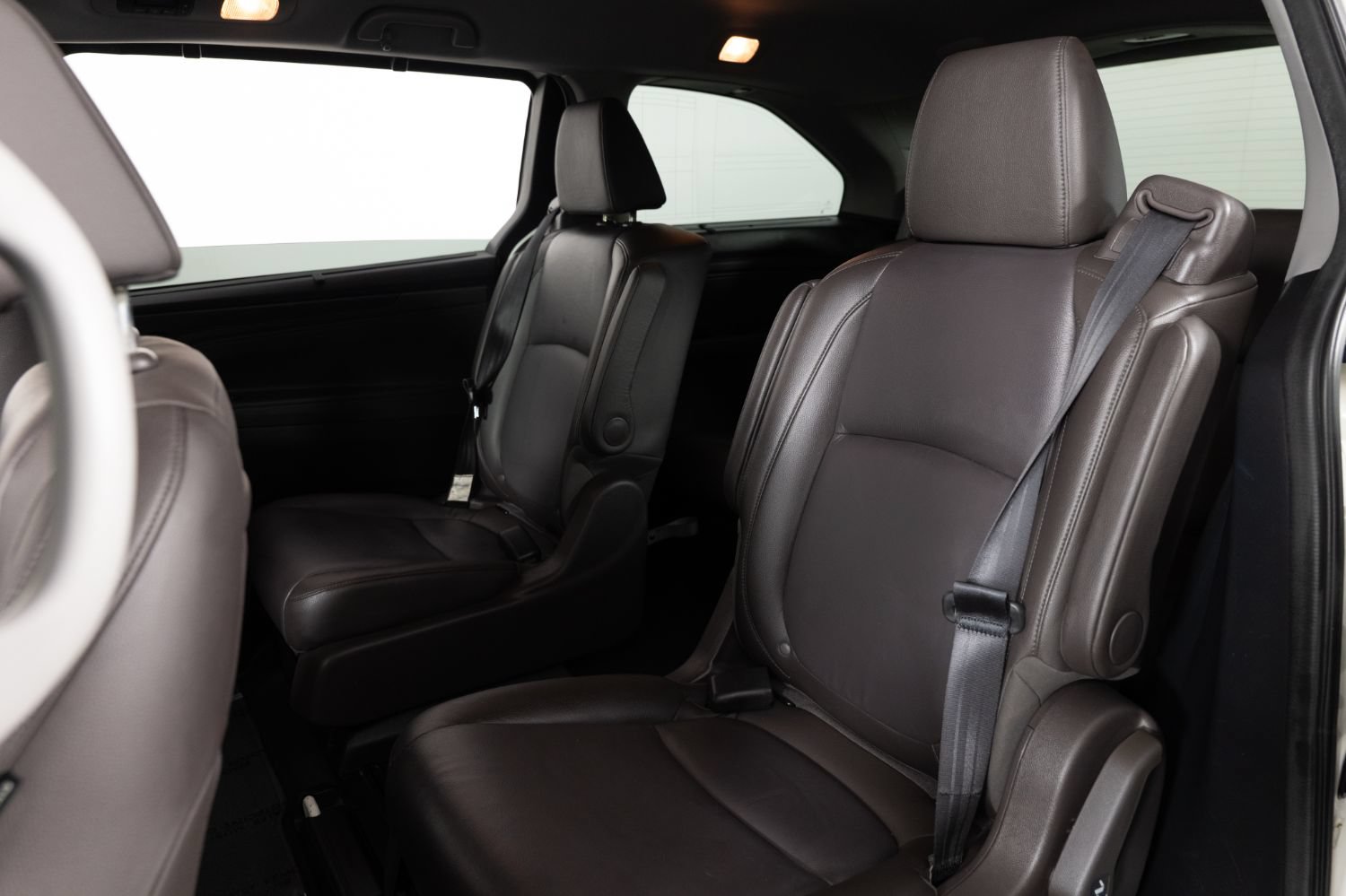 Used 2018 Honda Odyssey Touring image 17