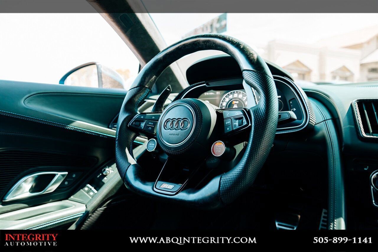 Used 2017 Audi R8 V10 w/ Carbon Exterior Package image 30
