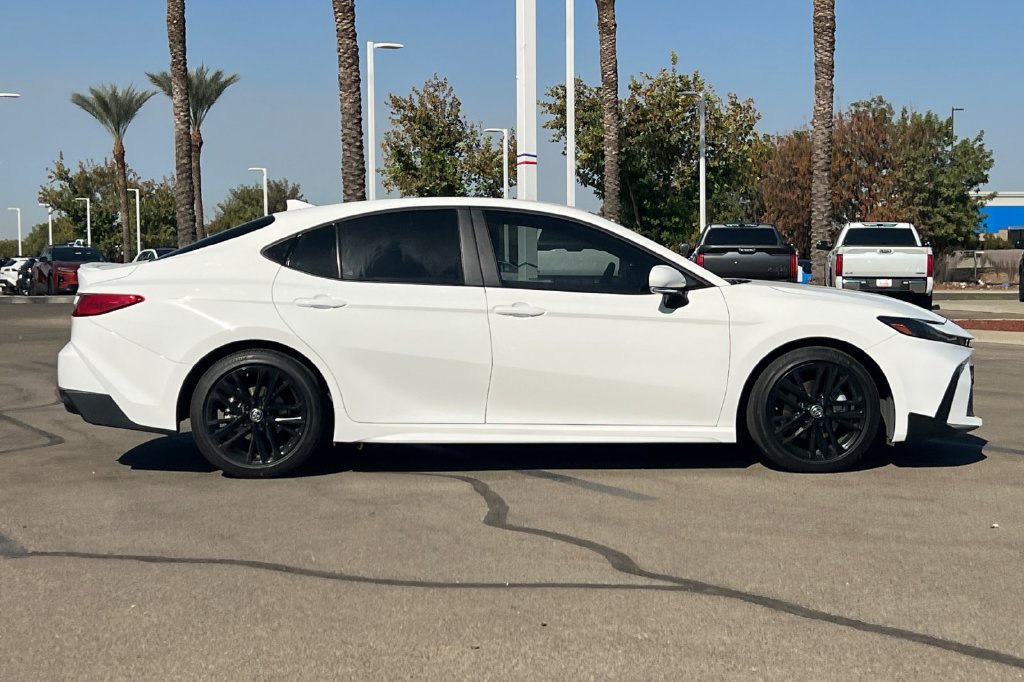 Certified 2025 Toyota Camry SE FWD image 3