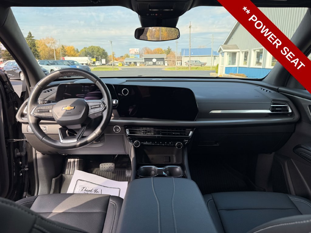 Used 2024 Chevrolet Traverse LT w/ LPO, Floor Liner Package AWD/4WD image 16