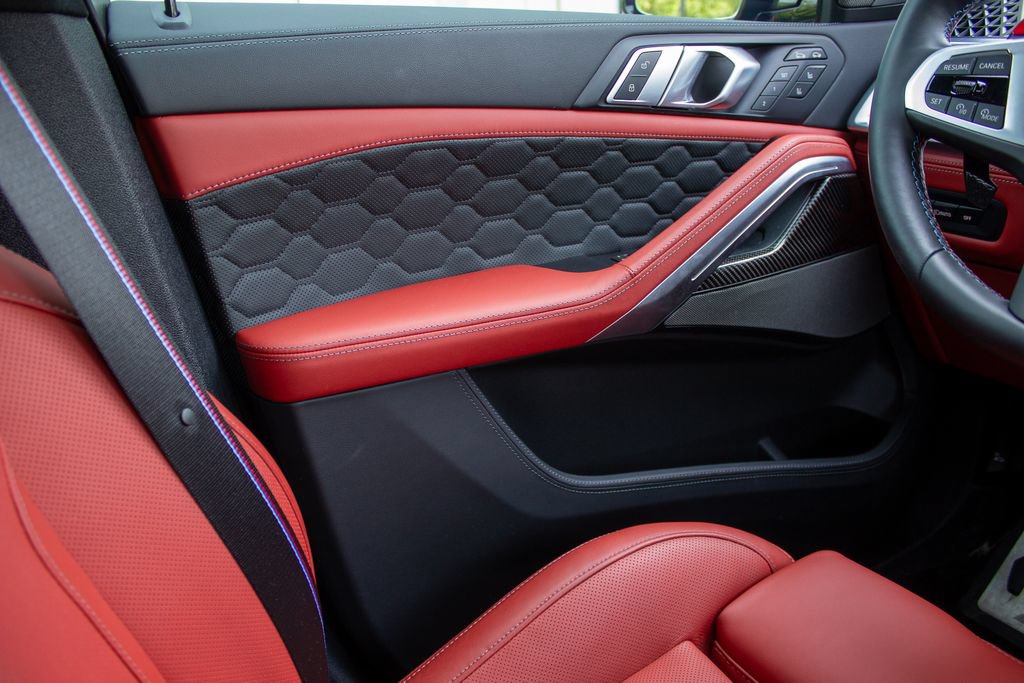 Used 2026 BMW X6 M Competition AWD/4WD image 18