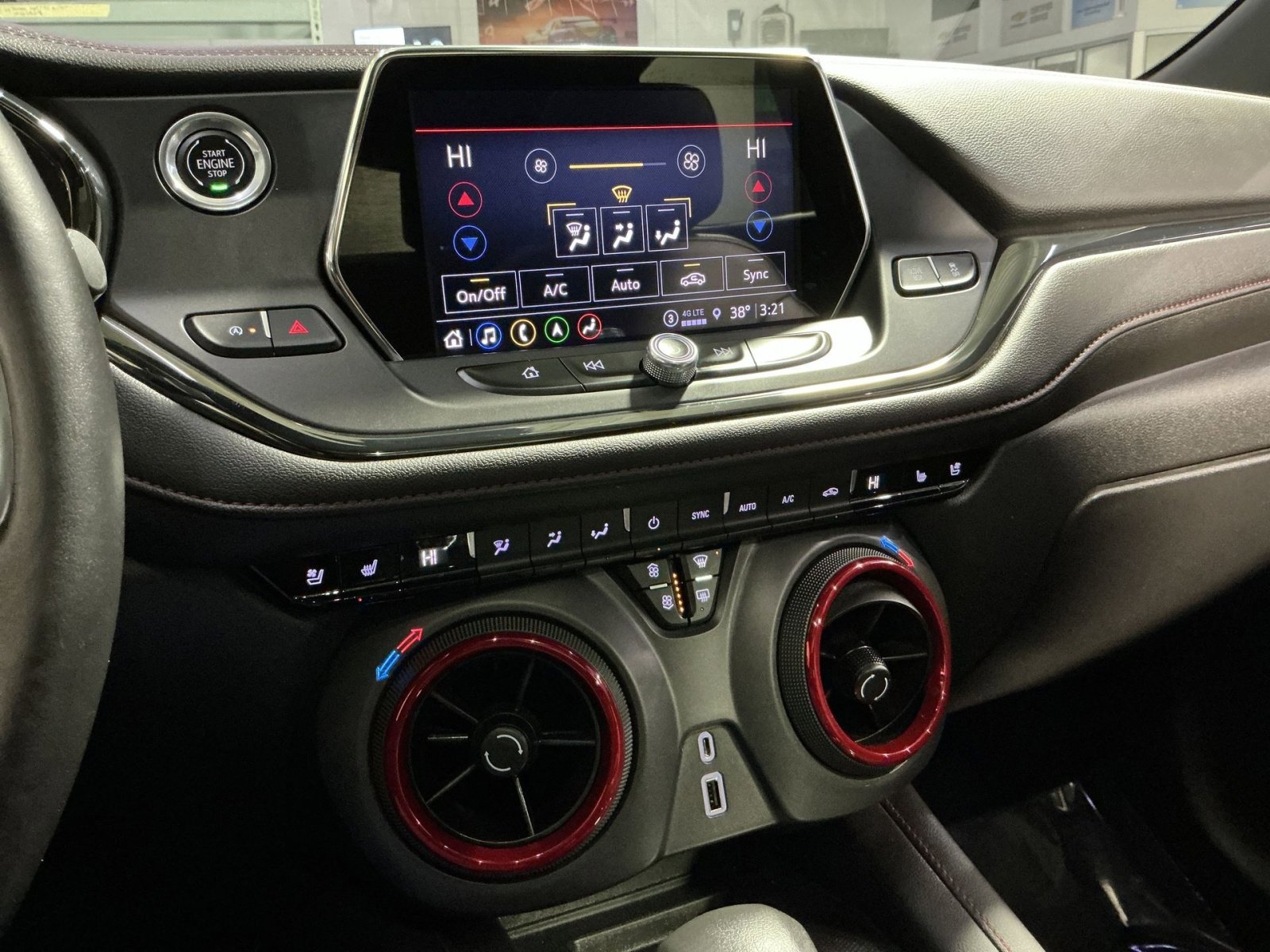 Used 2021 Chevrolet Blazer RS w/ Enhanced Convenience Package image 29