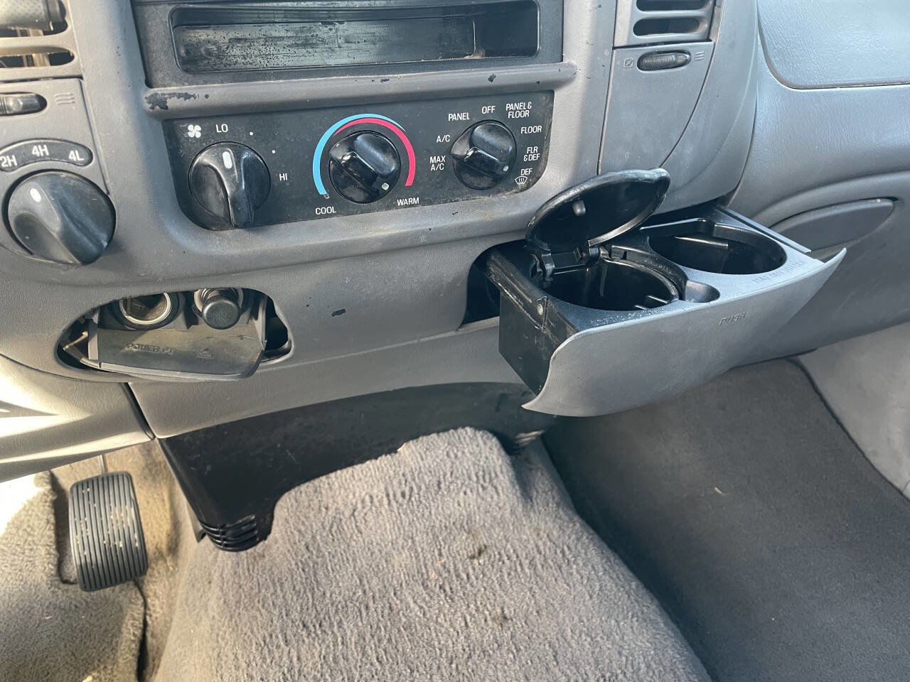 Used 2001 Ford F150 4x4 SuperCrew image 23