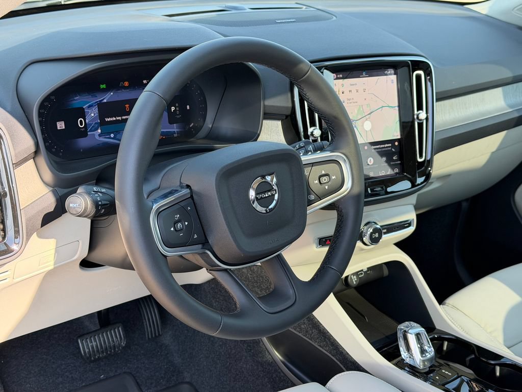 New 2026 Volvo XC40 B5 Plus w/ Protection Package Premier AWD/4WD image 15
