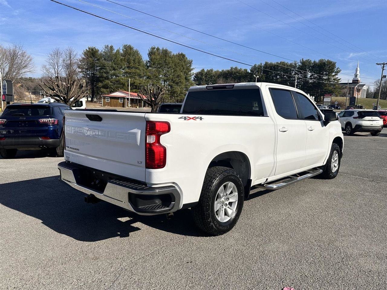 Used 2021 Chevrolet Silverado 1500 LT image 5