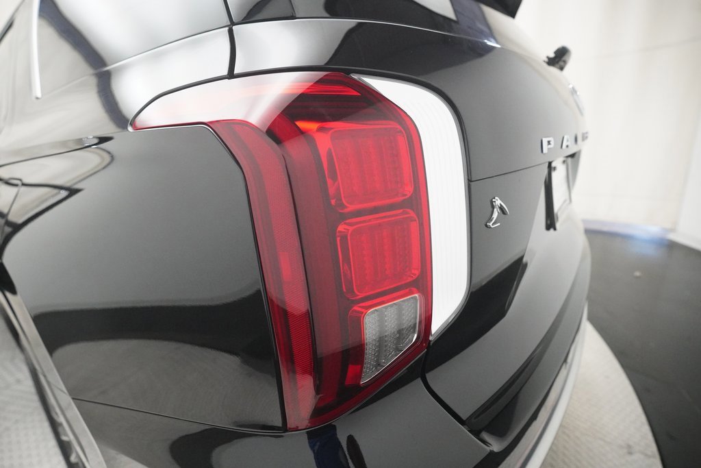 Used 2023 Hyundai Palisade Calligraphy w/ Winter Package image 34