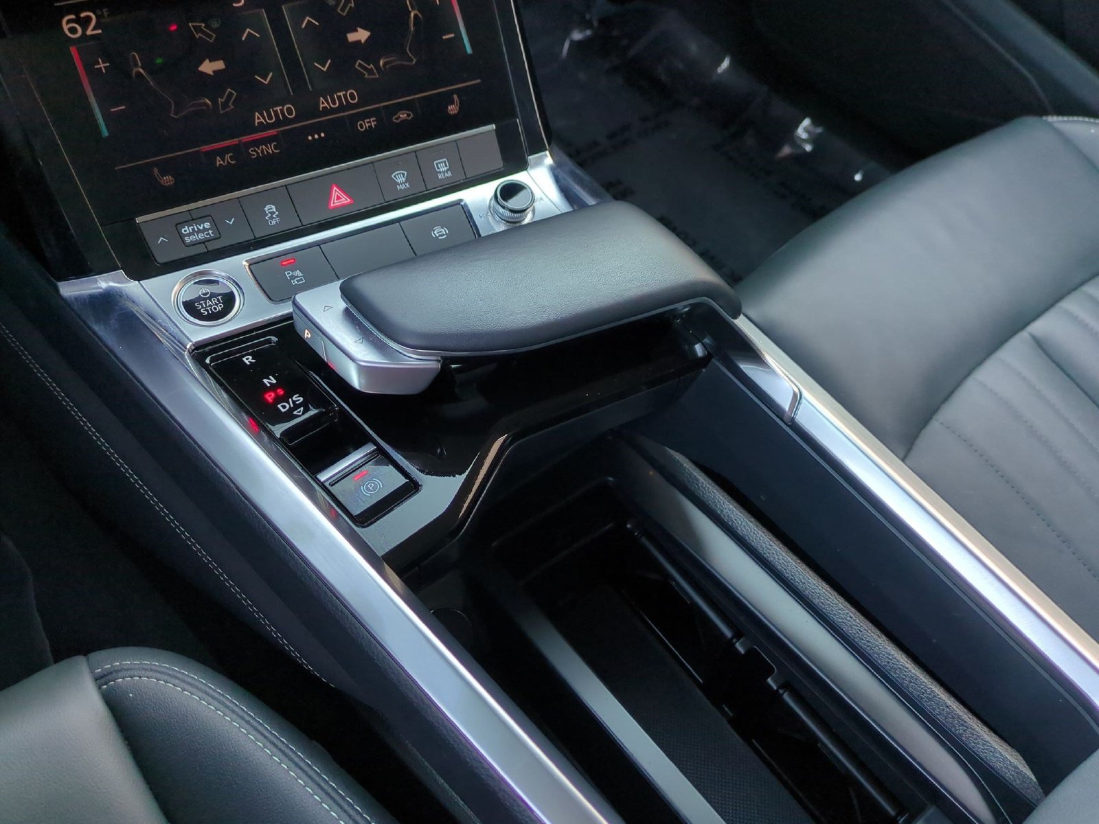 Used 2024 Audi Q8 e-tron Premium AWD/4WD image 14
