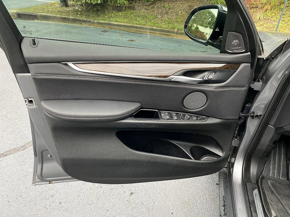 Used 2017 BMW X5 xDrive35i image 16