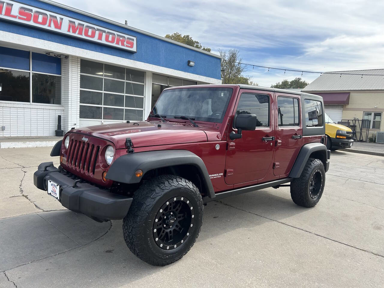 Used 2011 Jeep Wrangler Unlimited Rubicon w/ Trailer Tow Group image 2