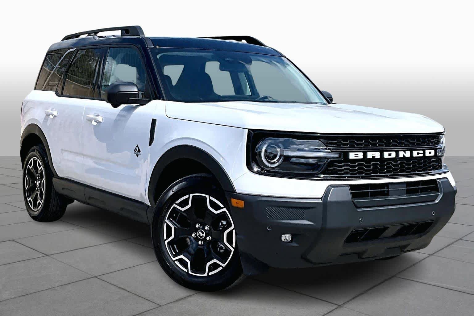 Certified 2025 Ford Bronco Sport Outer Banks w/ Outer Banks Tech Package+ image 3