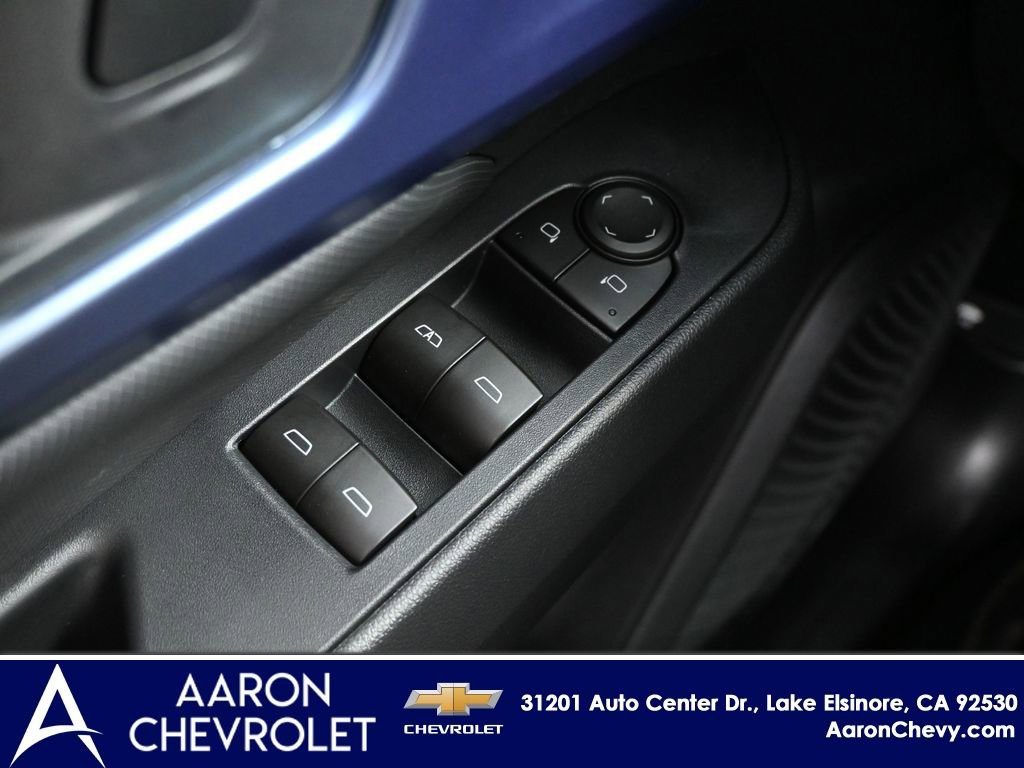 New 2026 Chevrolet Equinox EV LT w/ LPO, Blackout Package AWD/4WD image 21