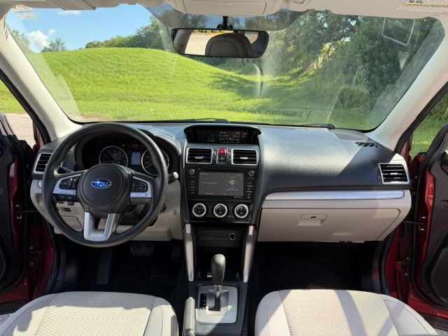 Used 2018 Subaru Forester 2.5i Premium w/ All-Weather Package AWD/4WD image 16