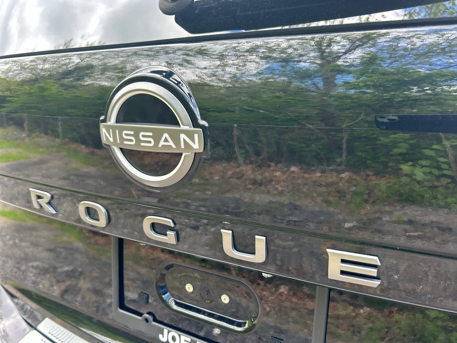 Used 2024 Nissan Rogue SL image 7