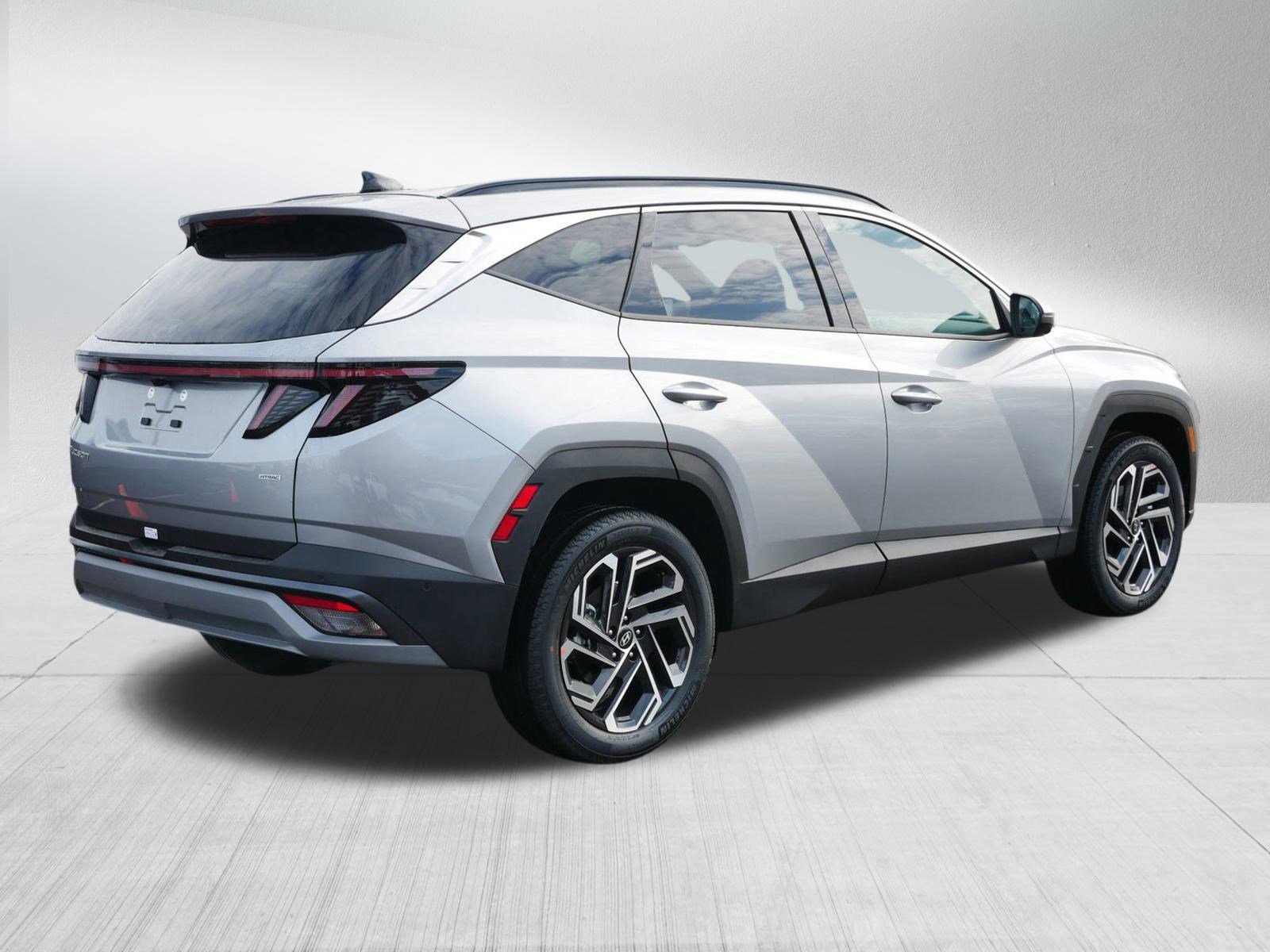 New 2026 Hyundai Tucson Limited image 4