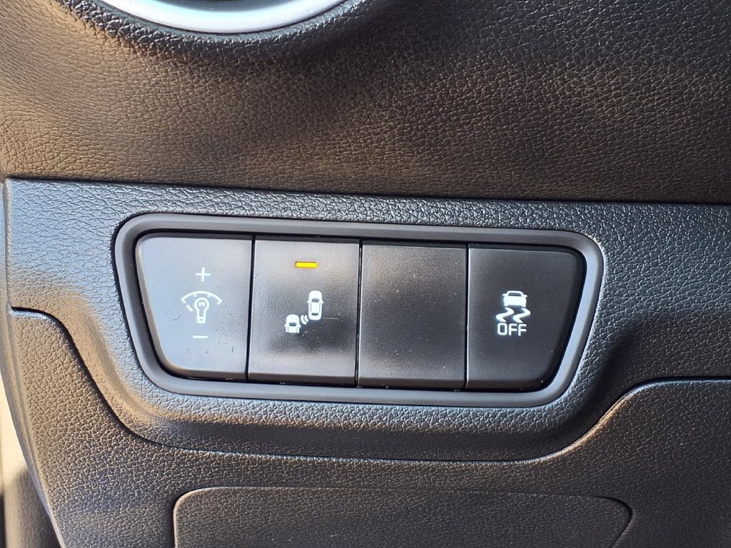 Certified 2024 Kia Forte LXS w/ LXS Technology Package FWD image 17