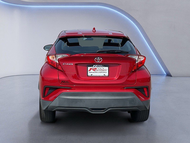Used 2021 Toyota C-HR XLE FWD image 15