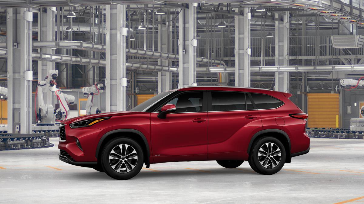 New 2026 Toyota Highlander XLE image 3