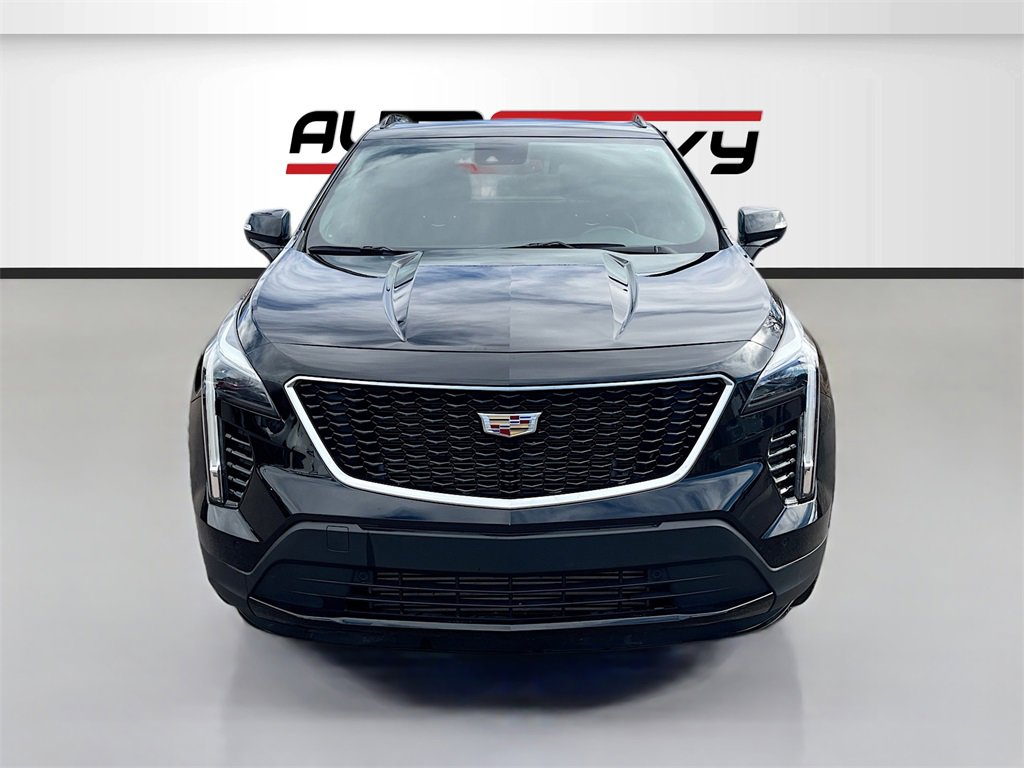 Used 2023 Cadillac XT4 Sport image 2