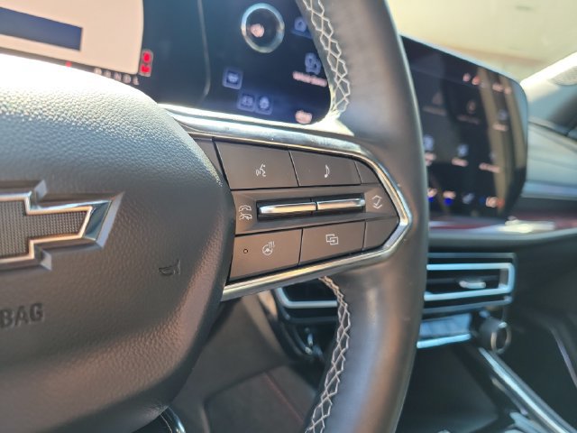 Used 2025 Chevrolet Traverse Z71 w/ Enhanced Driving Package AWD/4WD image 22