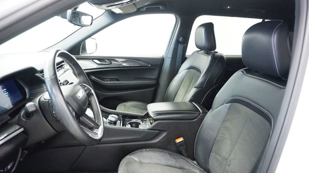 Certified 2022 Jeep Grand Cherokee L Laredo image 25