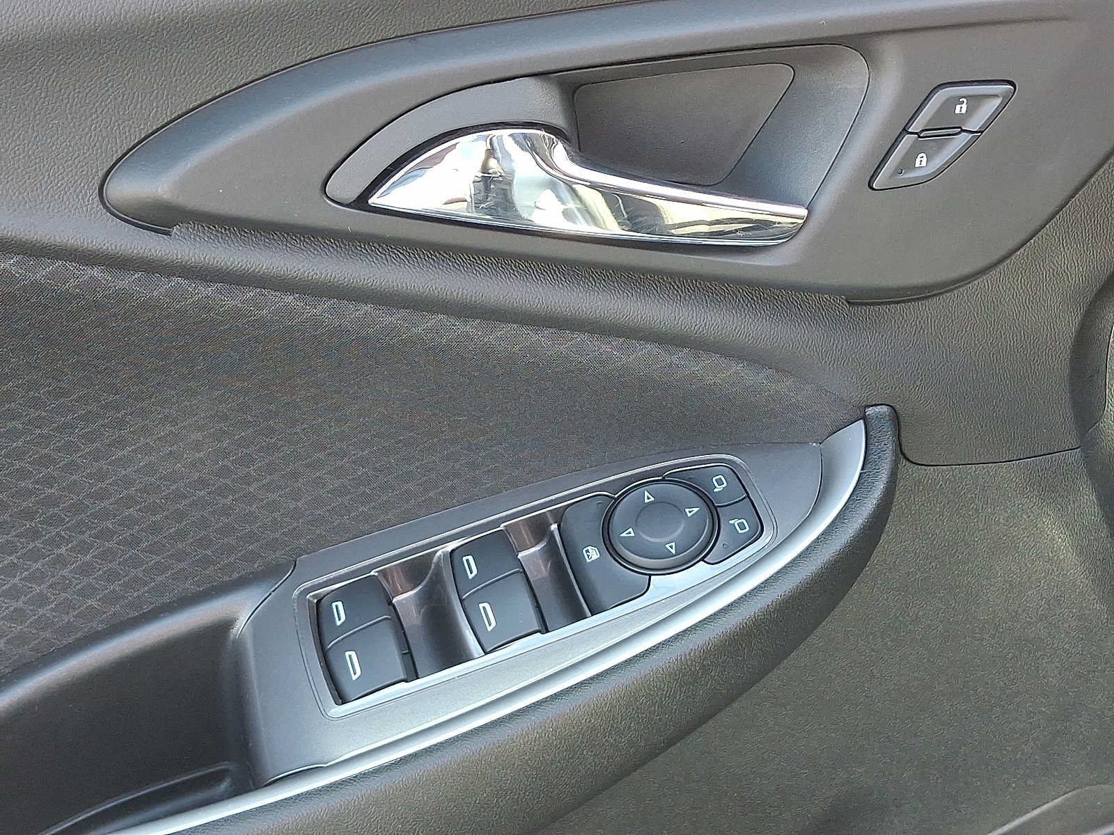 Used 2023 Chevrolet Malibu RS FWD image 13