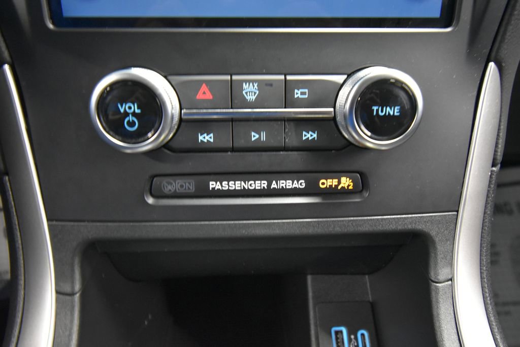 Used 2024 Ford Edge SE AWD/4WD image 14