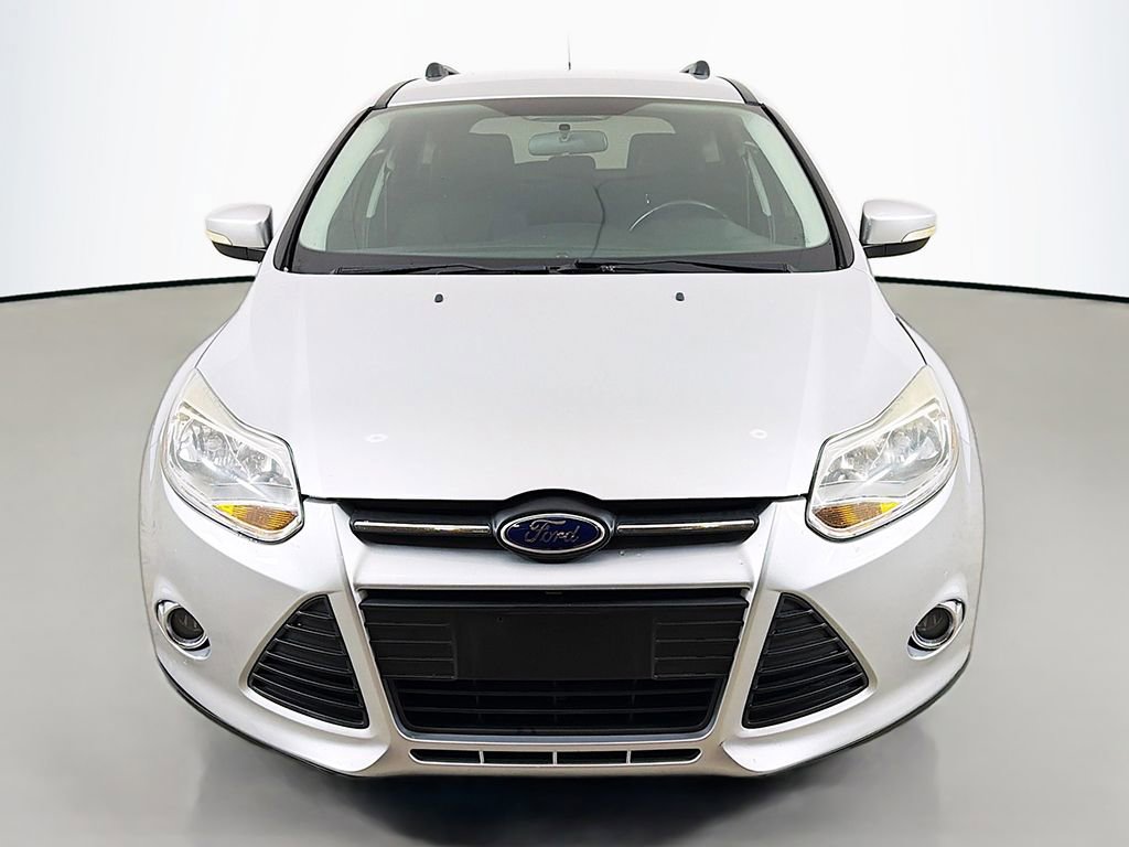 Used 2014 Ford Focus SE w/ Equipment Group 201A image 6