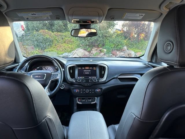 Used 2024 GMC Terrain Denali AWD/4WD image 15