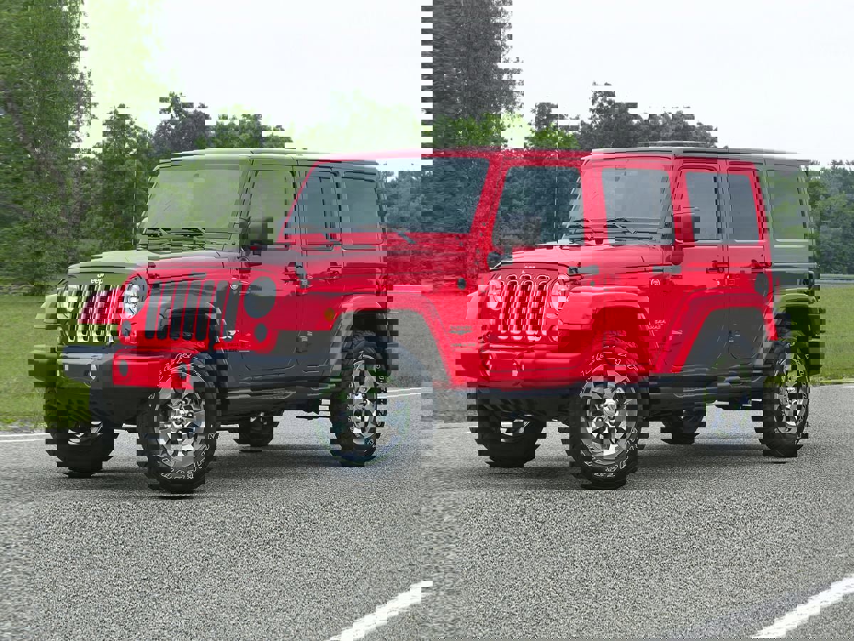 Used 2017 Jeep Wrangler Unlimited Sahara image 1