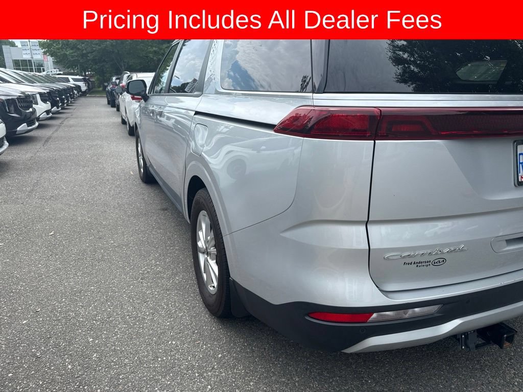 Certified 2022 Kia Carnival LX FWD image 8