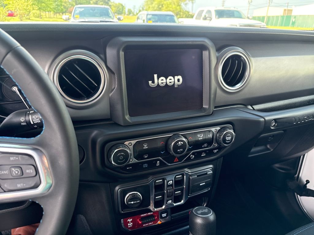 Used 2023 Jeep Wrangler Unlimited Rubicon 4xe w/ Safety Group AWD/4WD image 26