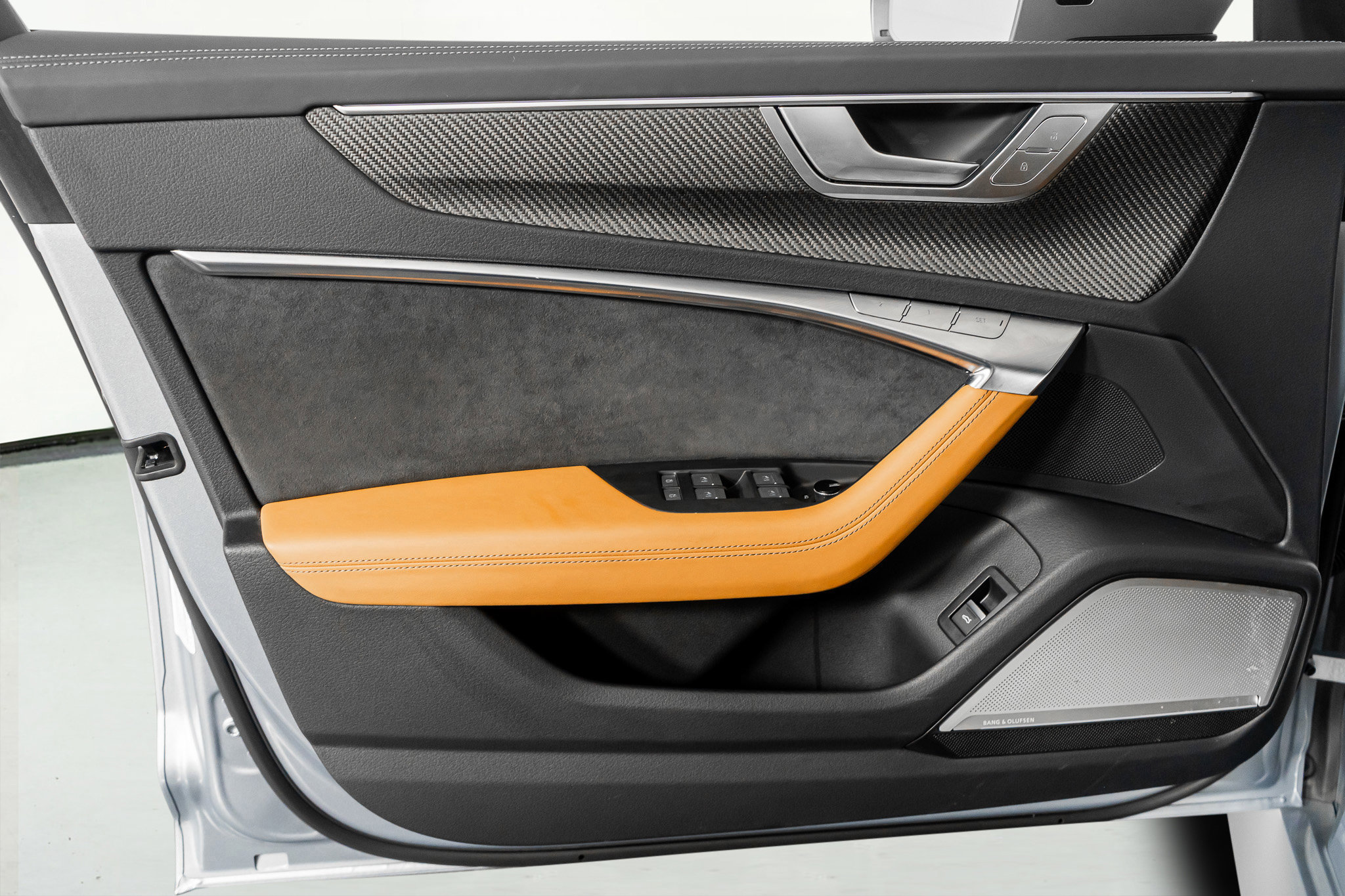 Used 2025 Audi RS 6 performance image 49