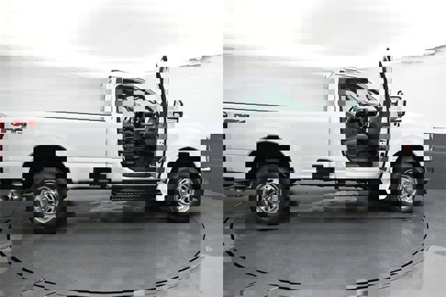 New 2026 Ford F250 XL image 38