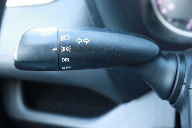 Used 2021 Toyota RAV4 LE image 26