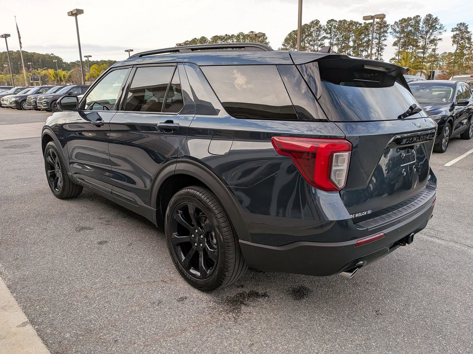 Certified 2024 Ford Explorer ST-Line w/ Class IV Trailer Tow Package image 6