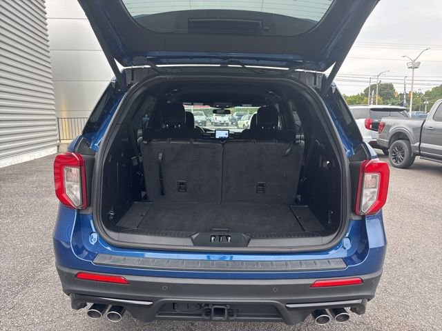 Used 2023 Ford Explorer ST image 32