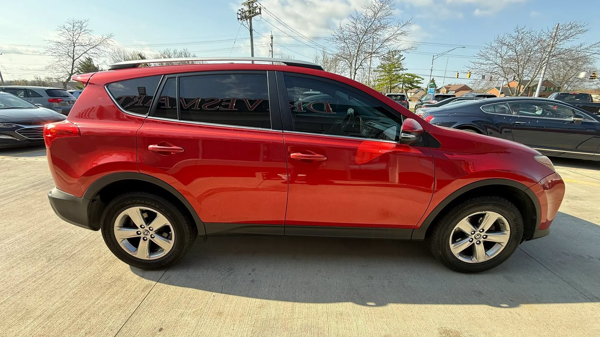 Used 2015 Toyota RAV4 XLE AWD/4WD image 6