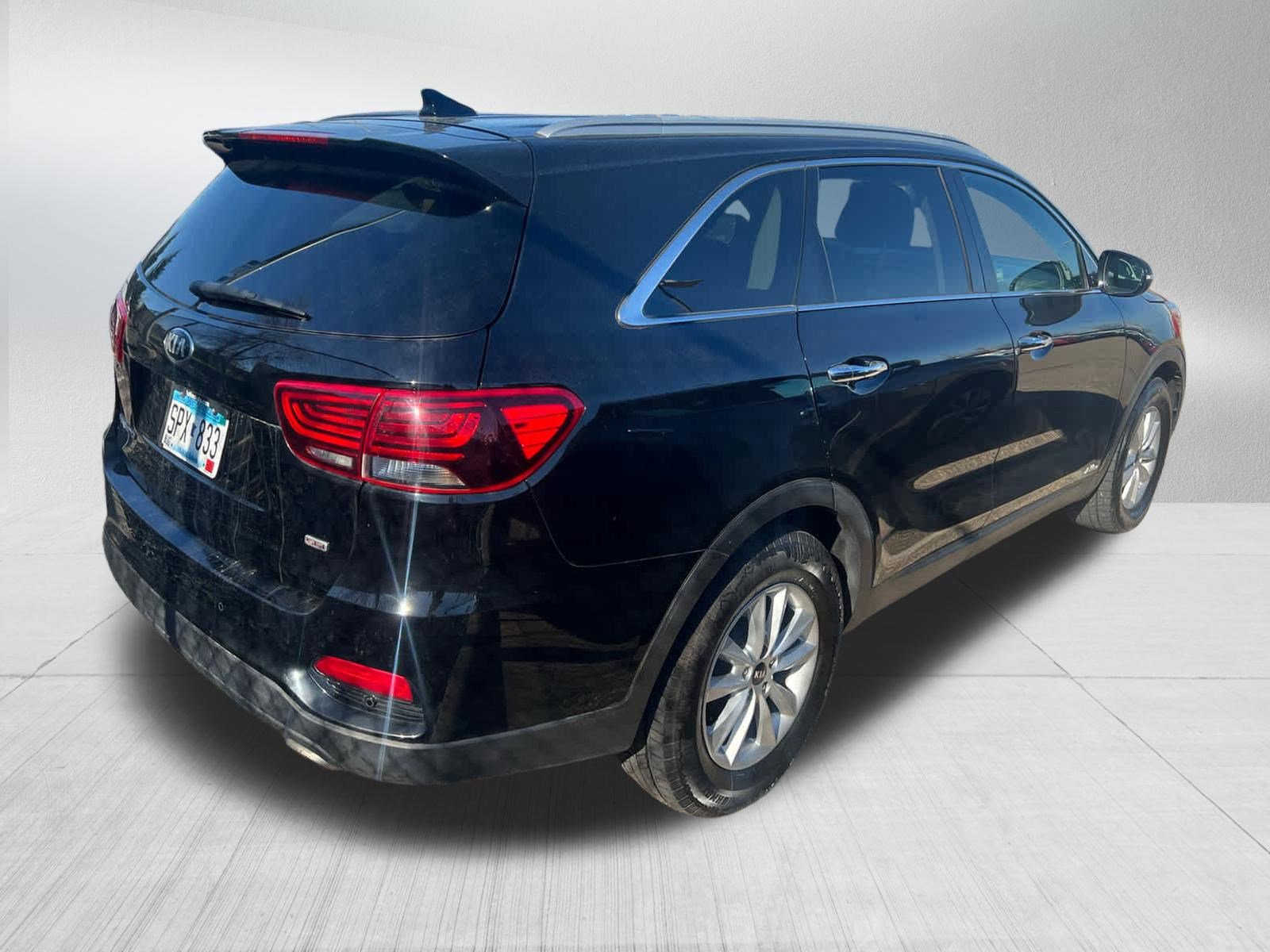 Used 2019 Kia Sorento LX w/ LX Convenience Package AWD/4WD image 3