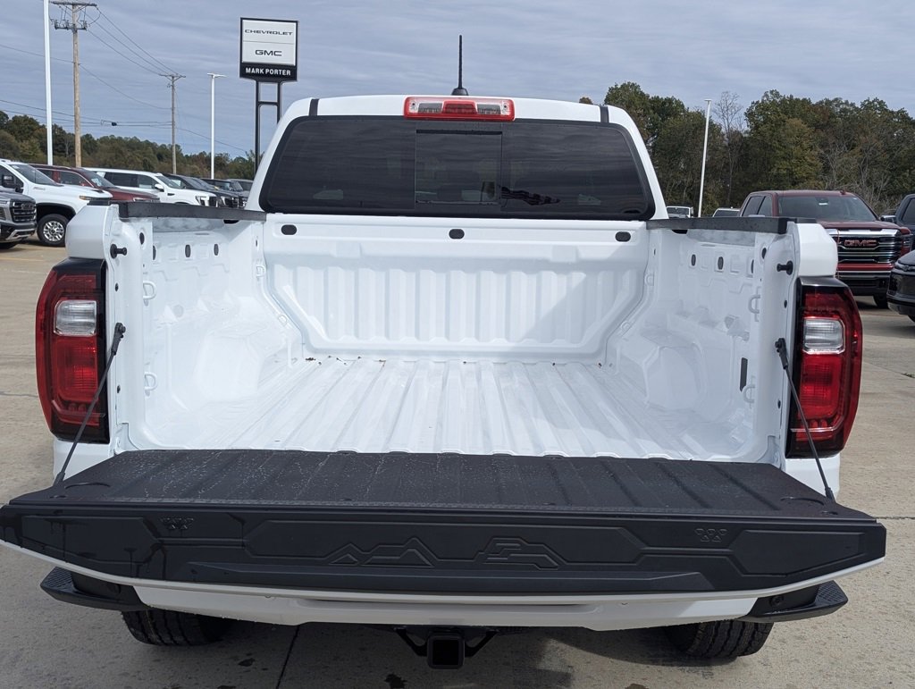 New 2026 GMC Canyon Elevation image 11