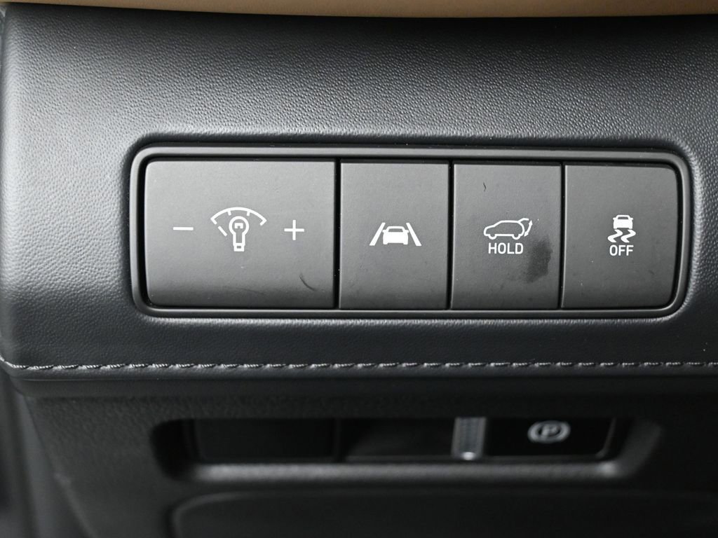 Used 2023 Hyundai Santa Fe Calligraphy AWD/4WD image 15