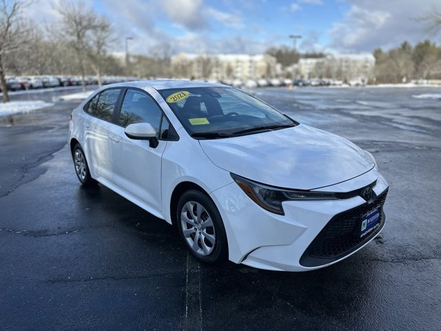 Used 2021 Toyota Corolla LE w/ Carpet Mat Package (TMS) image 3