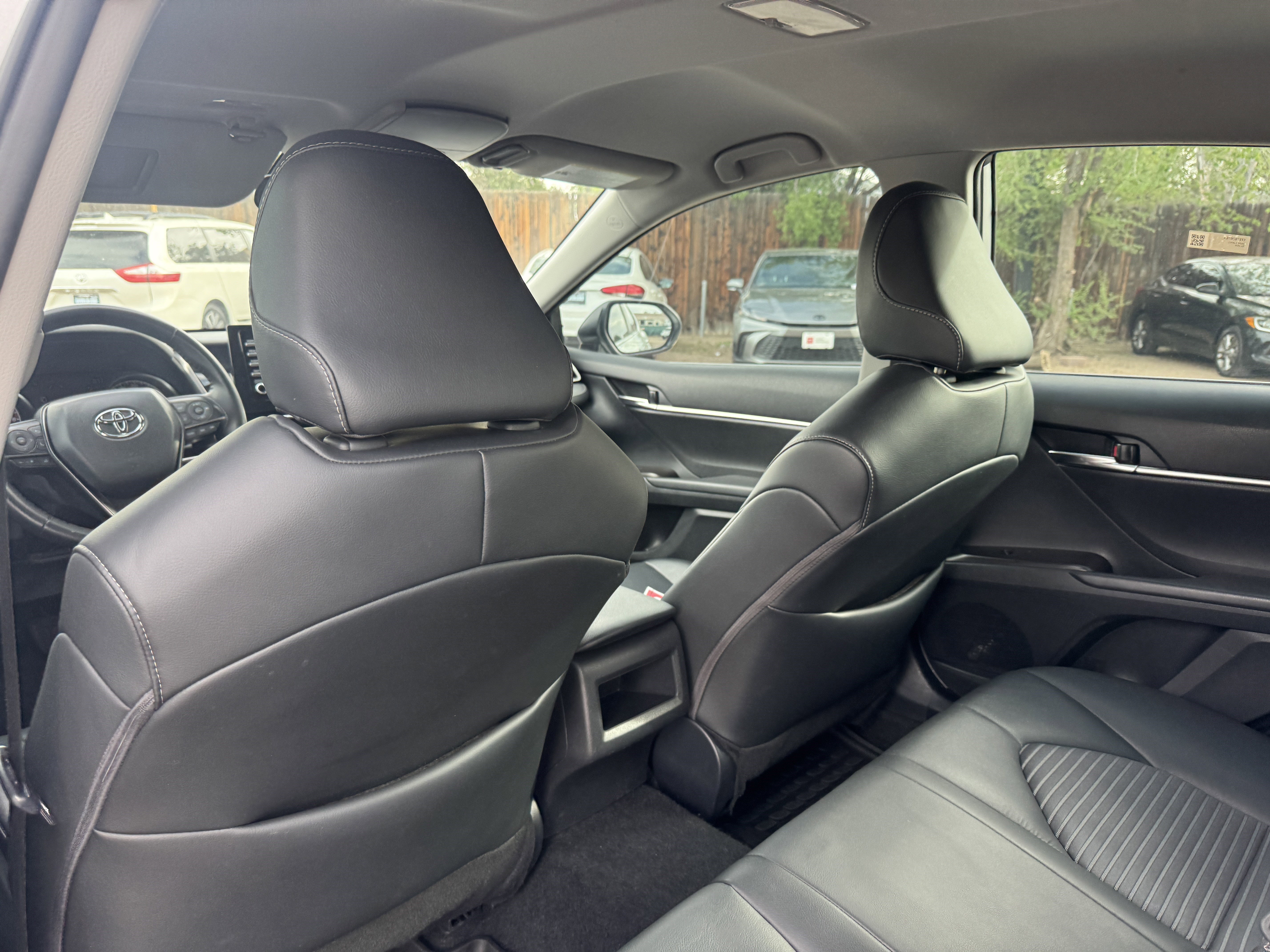 Used 2024 Toyota Camry SE image 14