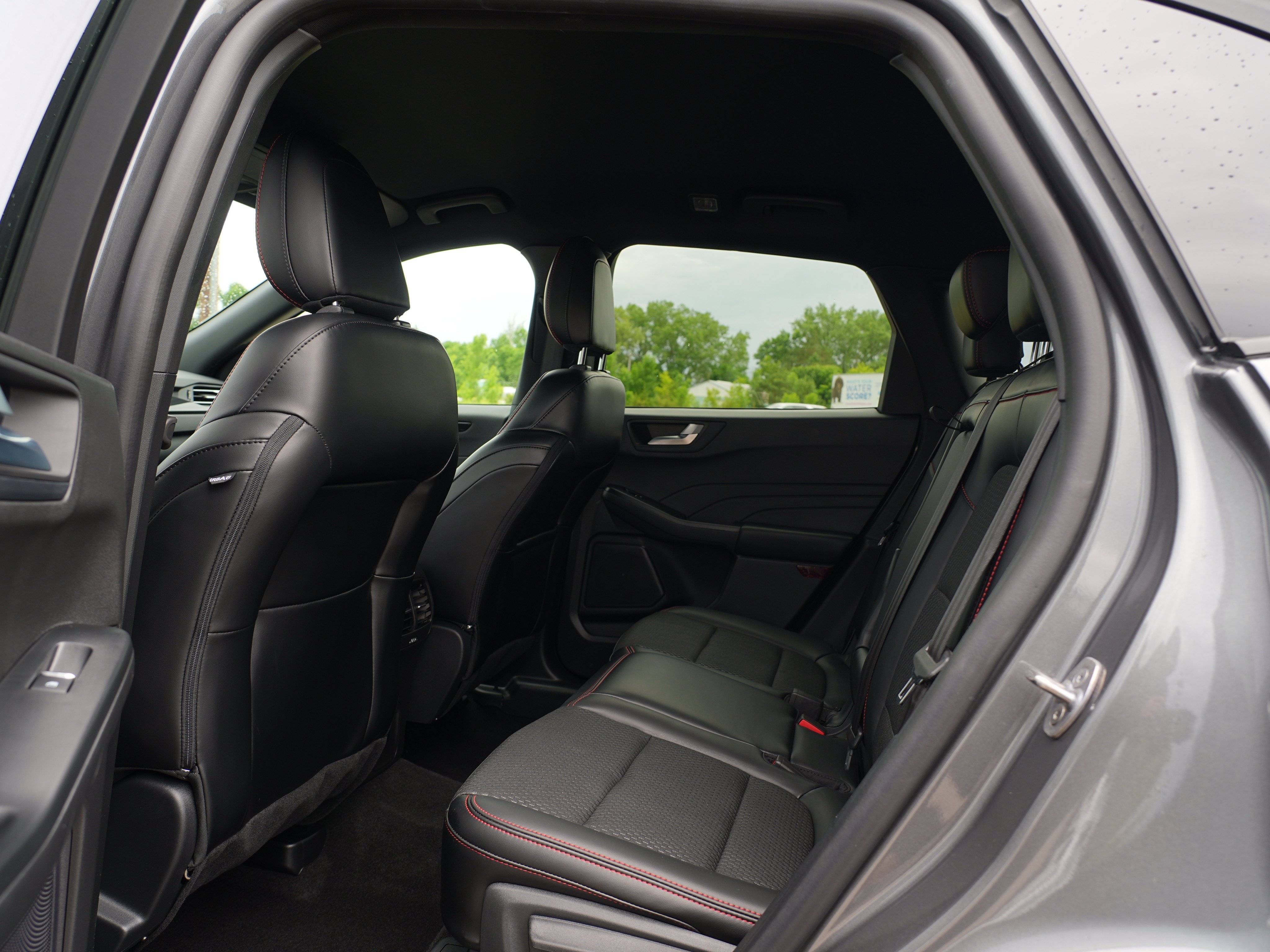 Used 2024 Ford Escape ST-Line w/ Tech Pack #1 AWD/4WD image 20