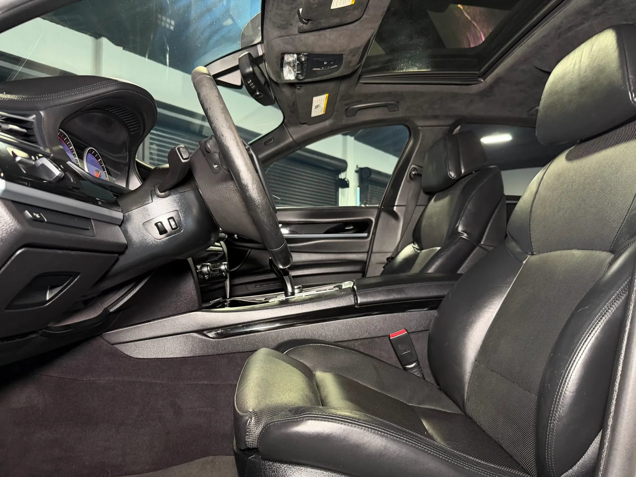 Used 2012 BMW ALPINA B7 RWD image 11