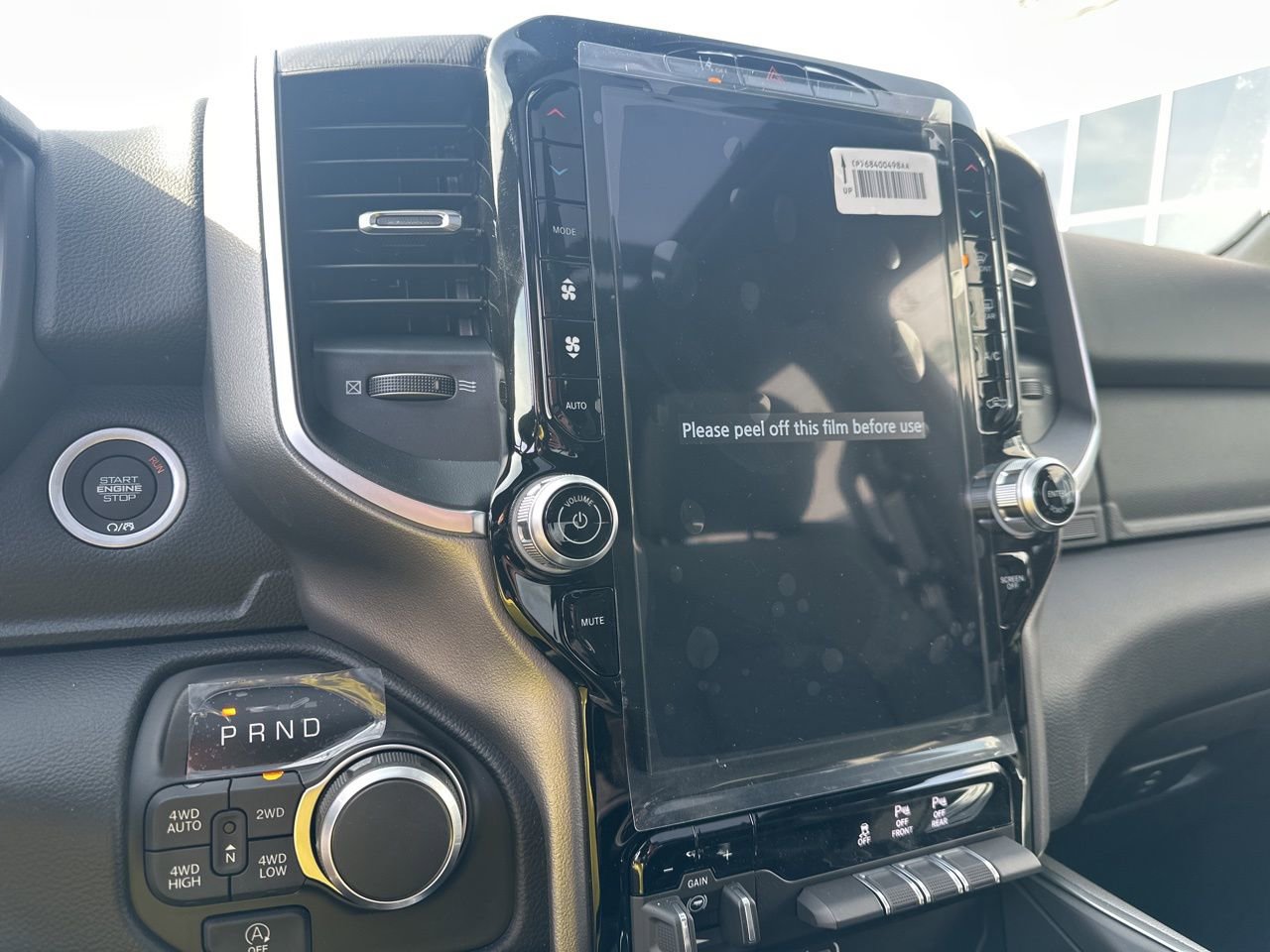 New 2026 RAM 1500 4x4 Crew Cab image 19