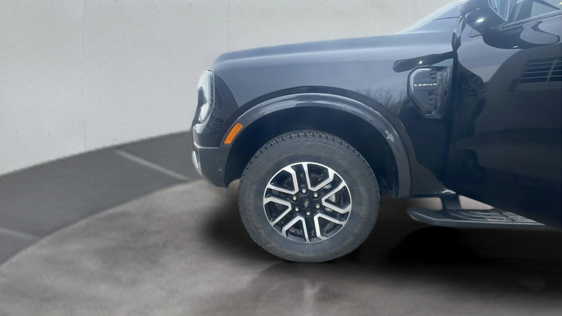 Certified 2024 Ford Ranger Lariat w/ Advanced Towing Package image 24