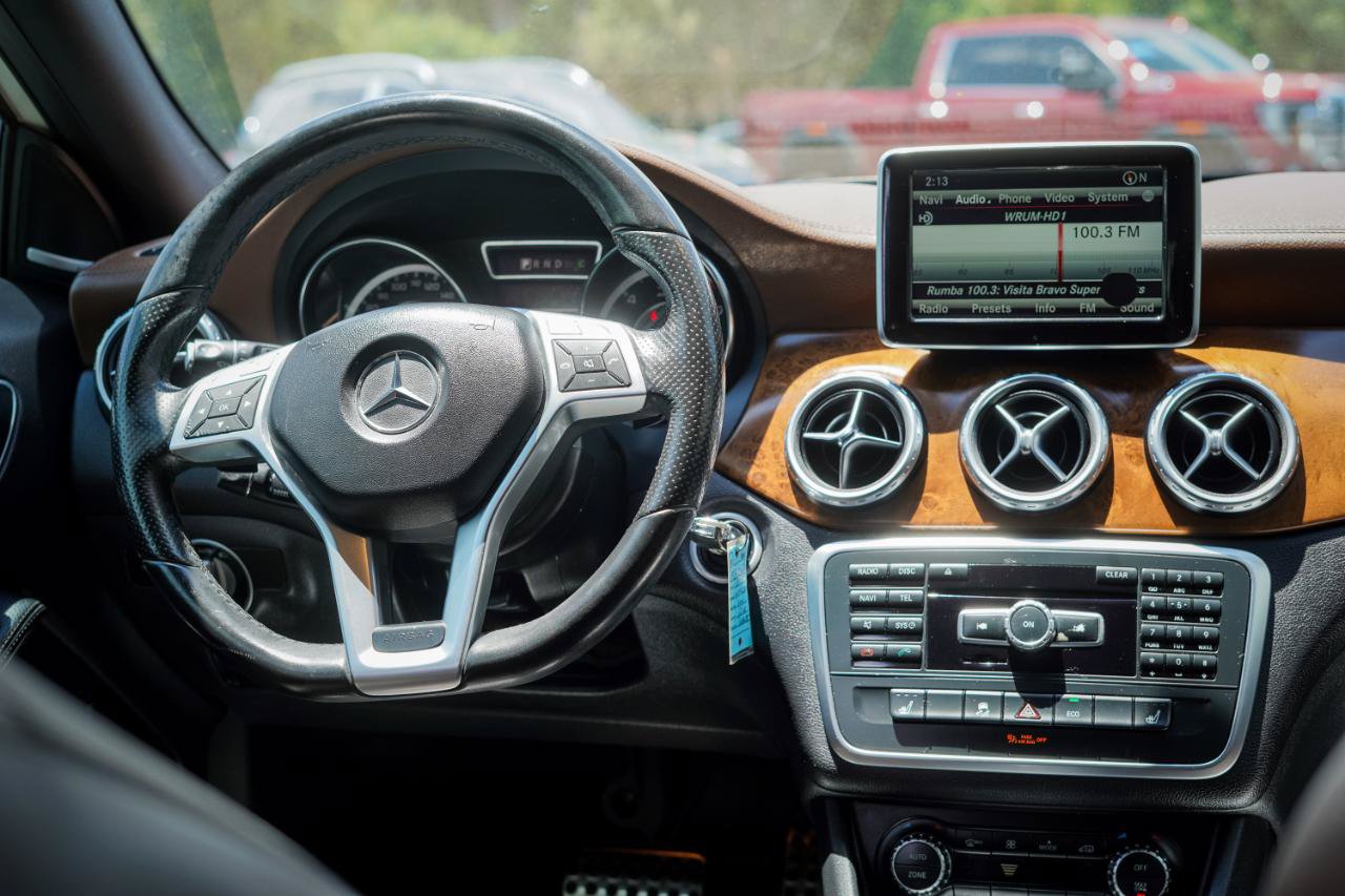 Used 2015 Mercedes-Benz GLA 45 AMG 4MATIC image 11
